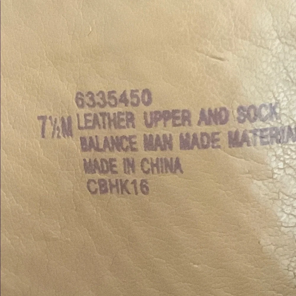 Isola Tan Sandals with Elegant Design and Comfort - Picture 8 of 8